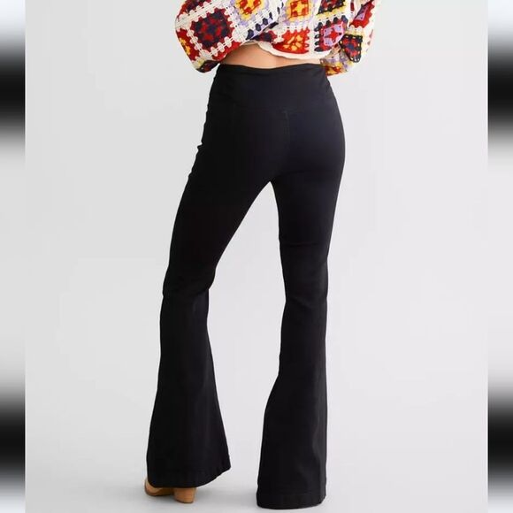 We The Free Venice Beach Flare Stretch Pants Jeans Black Size 31 - Picture 2 of 16